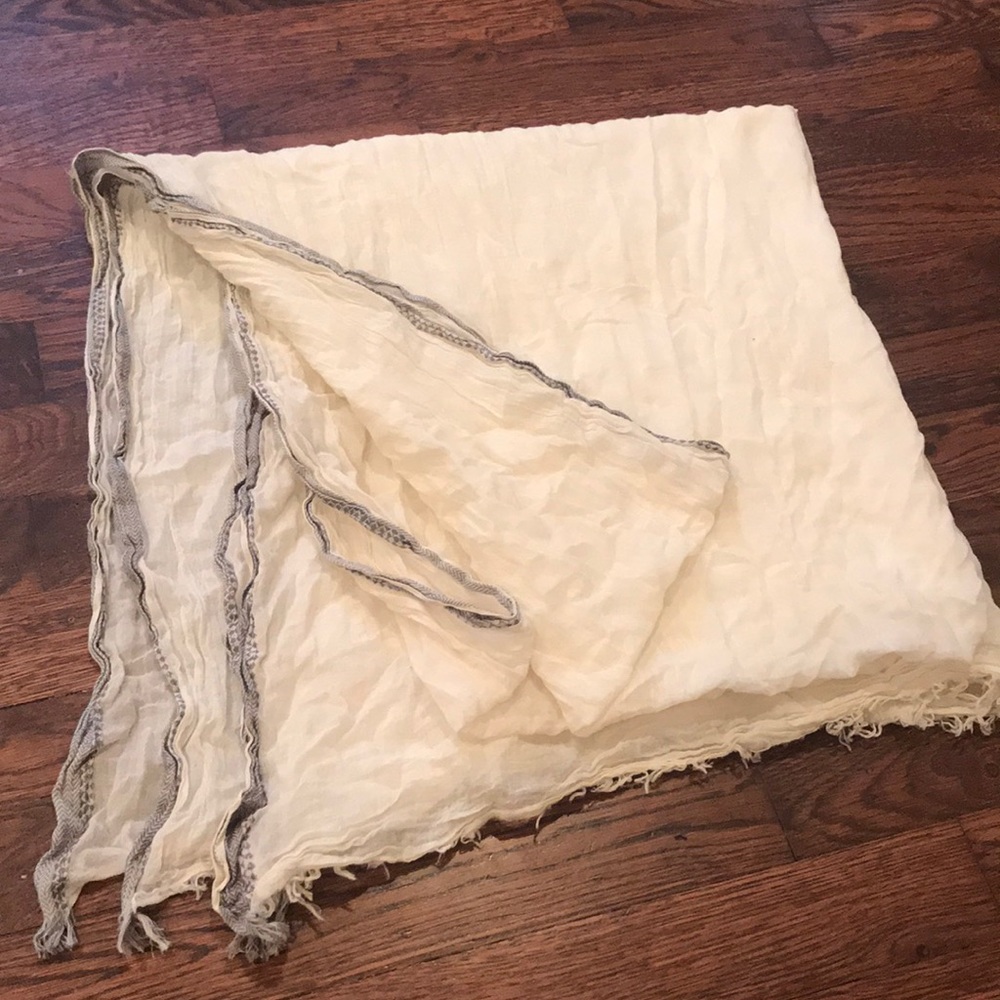 Like New Scarf Made in India